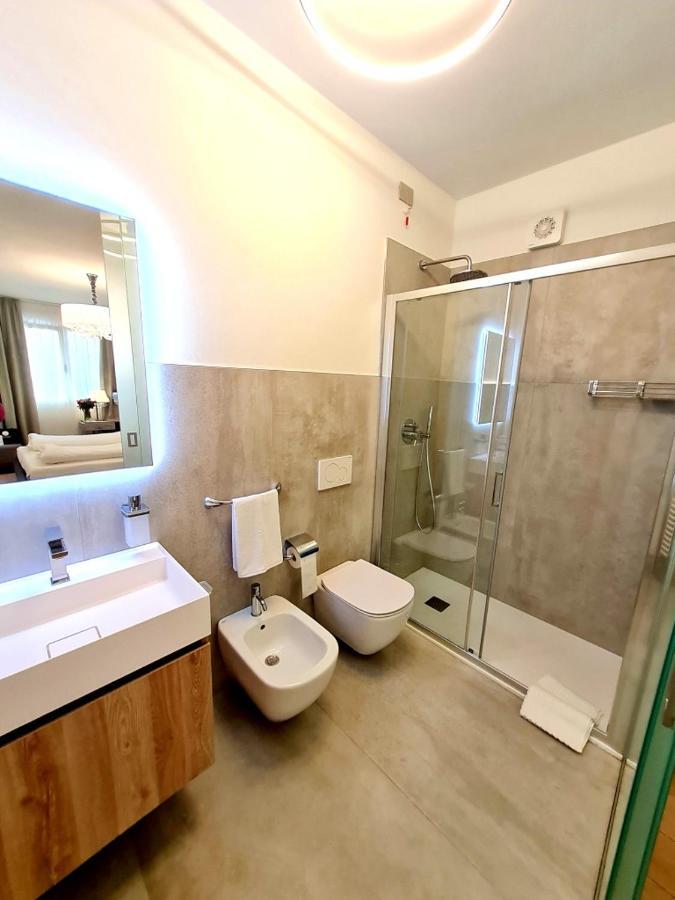 Sole Di Diana Luxury Apartments Peschiera del Garda Buitenkant foto