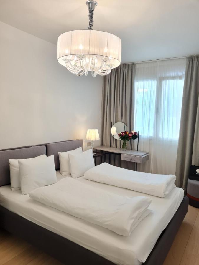 Sole Di Diana Luxury Apartments Peschiera del Garda Buitenkant foto